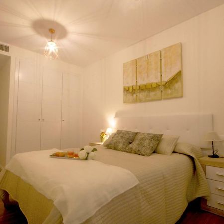 Apartamento Vacacional Carmona Διαμέρισμα Εξωτερικό φωτογραφία