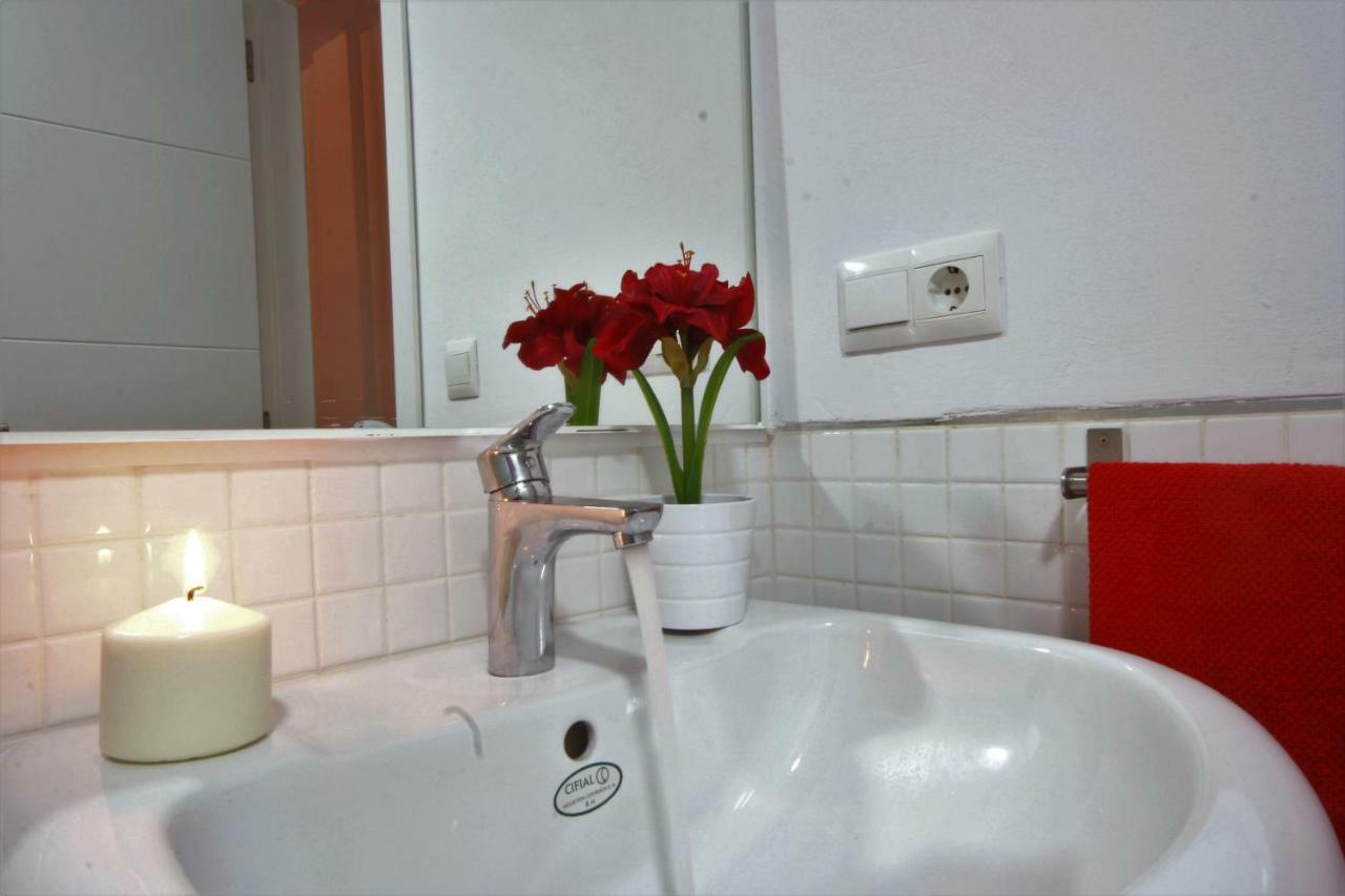 Apartamento Vacacional Carmona Διαμέρισμα Εξωτερικό φωτογραφία